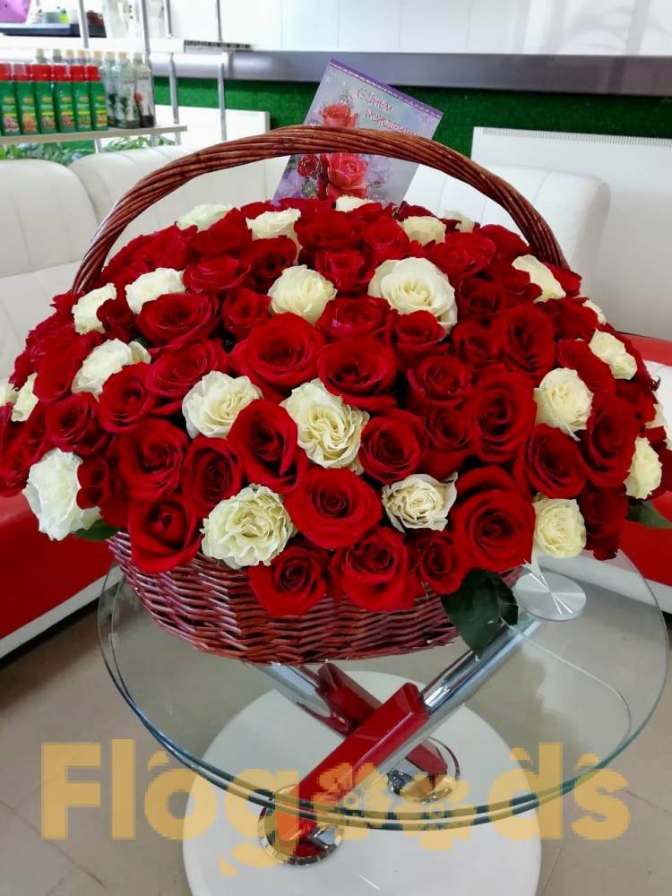 Корзина «Королеве» за 81 509 руб.